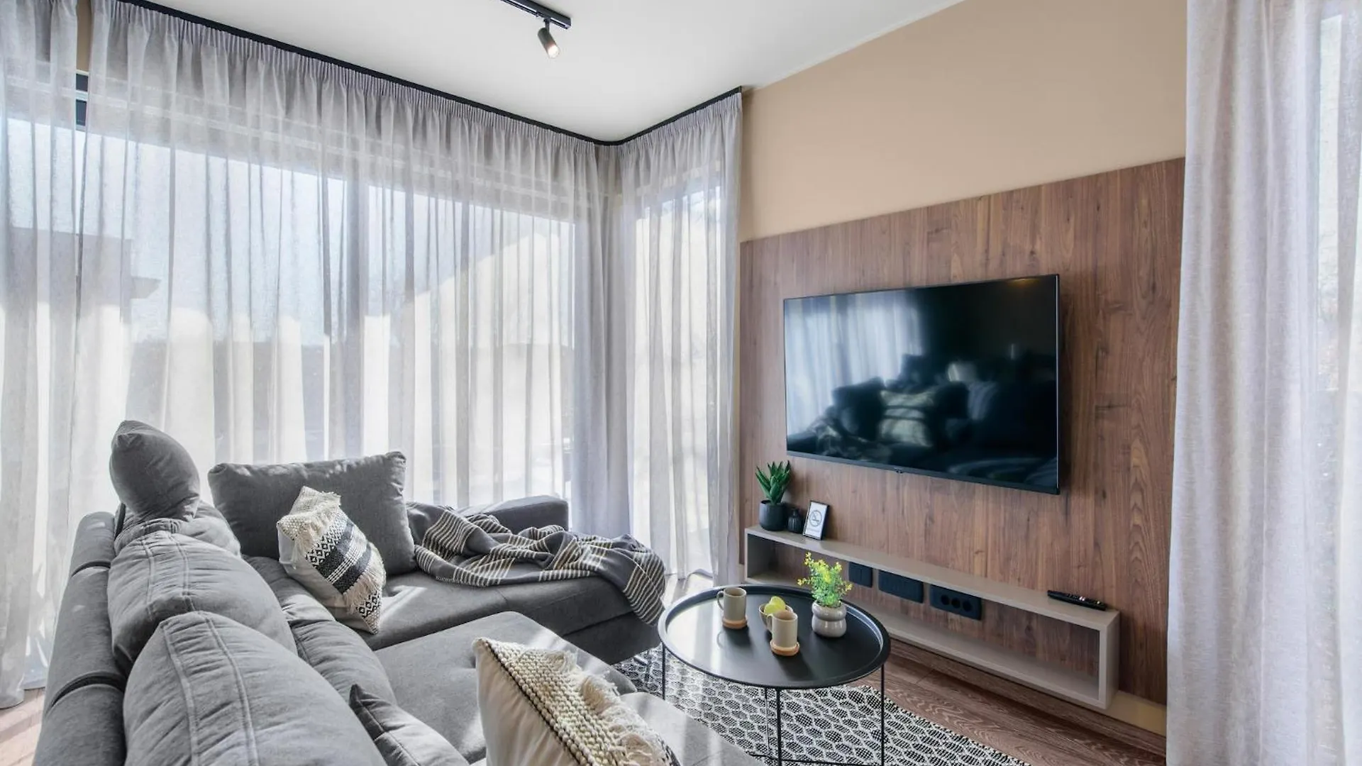 Villa Luxury Apartment With Private Swimming Pool Brtonigla